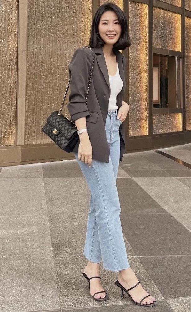 Oversized Blazer with Light Denim