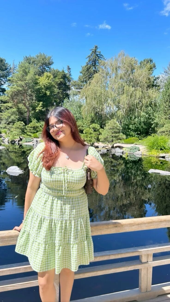 Fresh Green Gingham with Puffed Sleeves