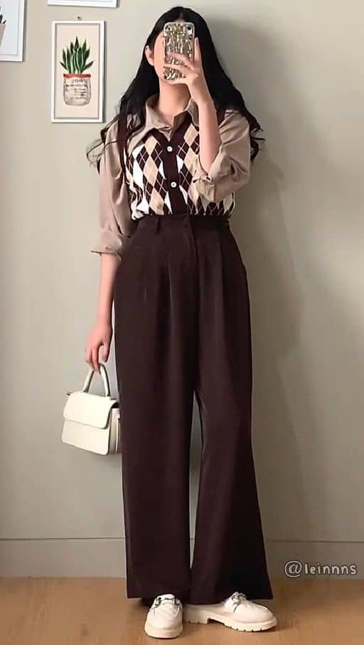 Argyle Chic Meets Retro Flair