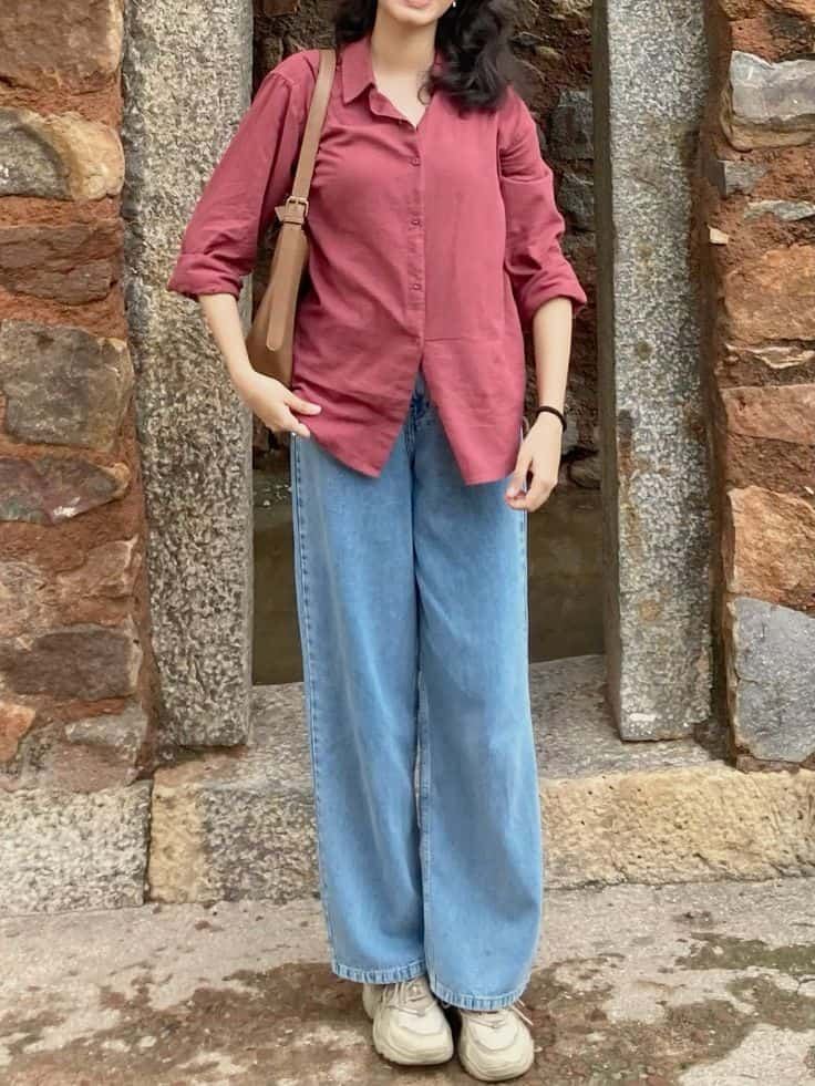 Oversized Chic: Burgundy and Blue