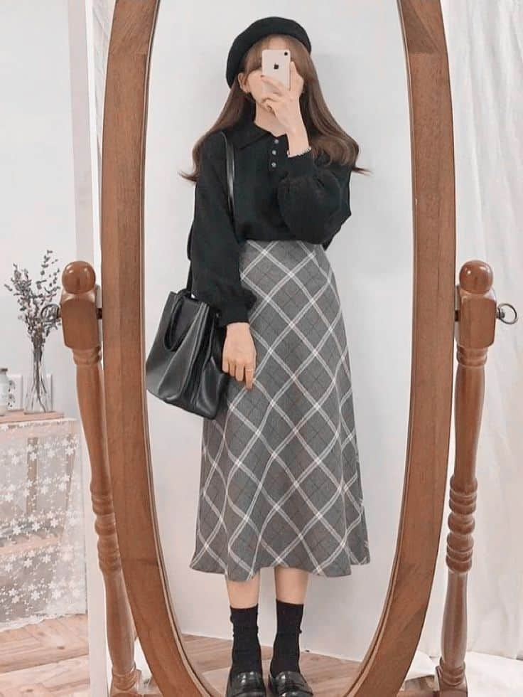 Chic Parisian-Inspired Plaid Ensemble