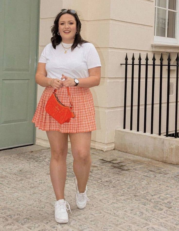 Preppy Chic in Pleated Plaid