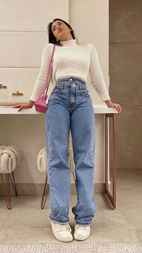 Cream Turtleneck and Baggy Jeans Combo