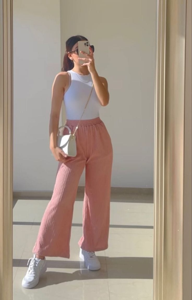 Chic Comfort: Pink Palazzo Pants